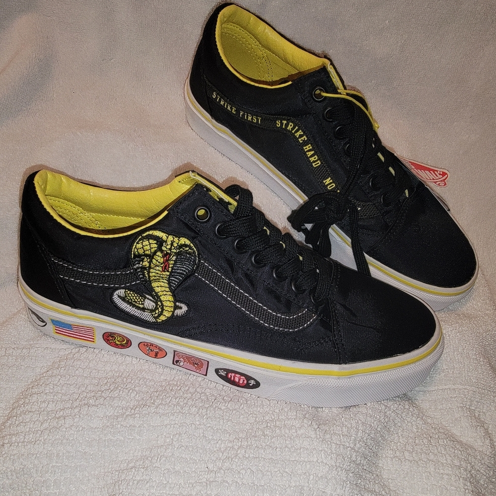 Vans X Men's 6.5/Women's 8 Old Skool Cobra Kai Dojo Black/Yellow